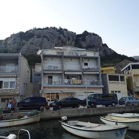 Apartmani Alfijo Klek Extérieur photo
