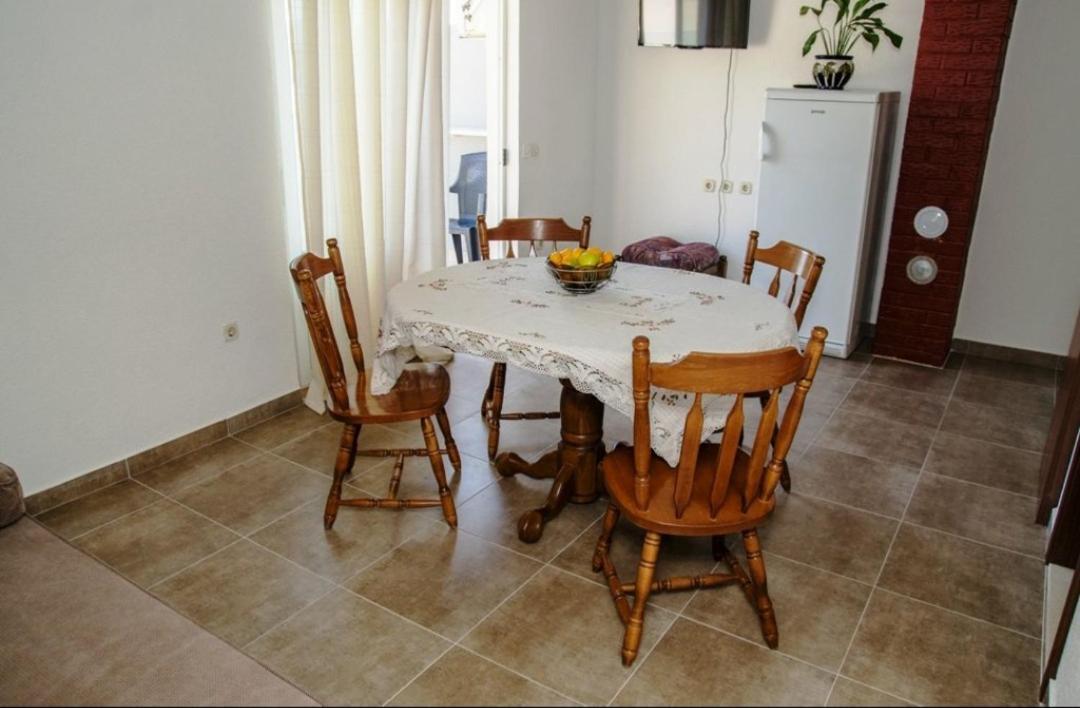 Apartmani Alfijo Klek Extérieur photo